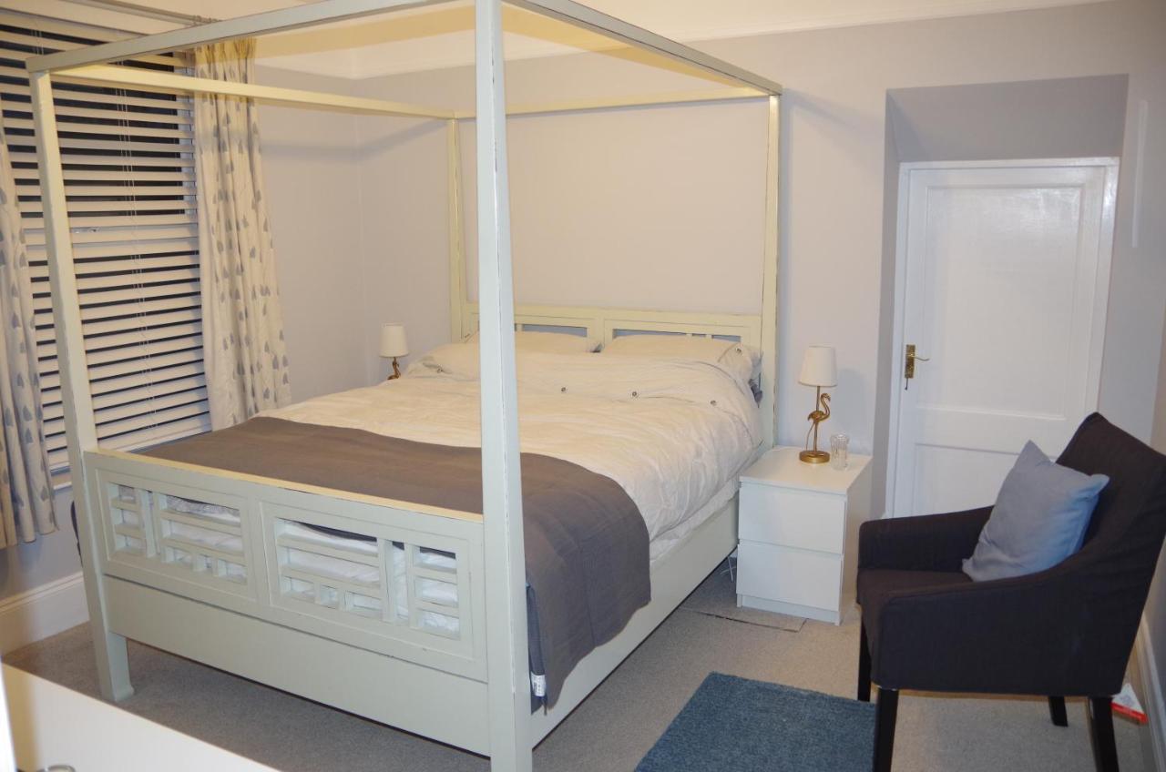 Turret House Bed & Breakfast ลินตัน ภายนอก รูปภาพ